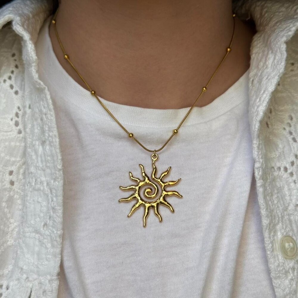 SKU0125 Retro Gold Astrology Women Pedant Necklace Stainless steel + gift bag